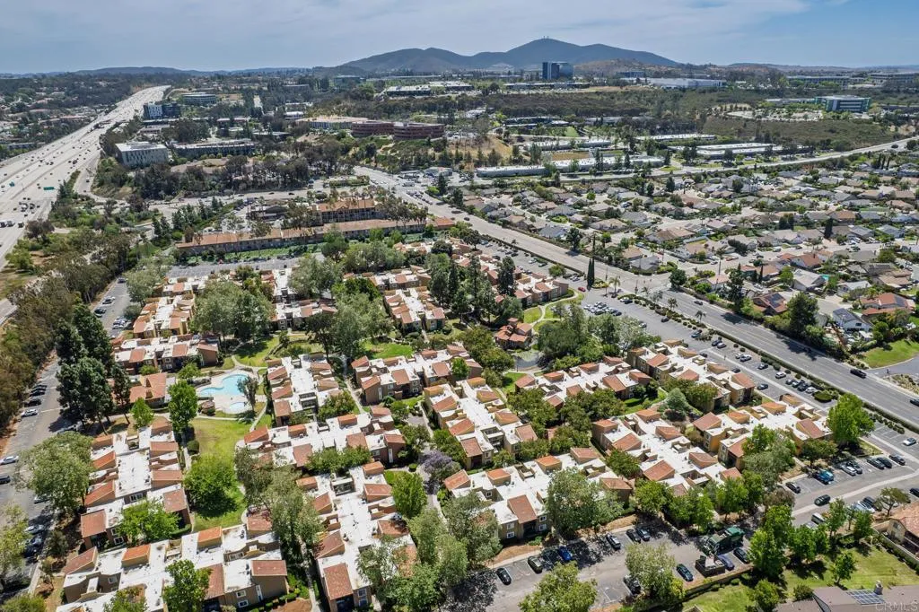 https://cdn.realtyfeed.com/cdn/127/306706990/b87dda238d02599df39edc1f7c4a5e5d.webp