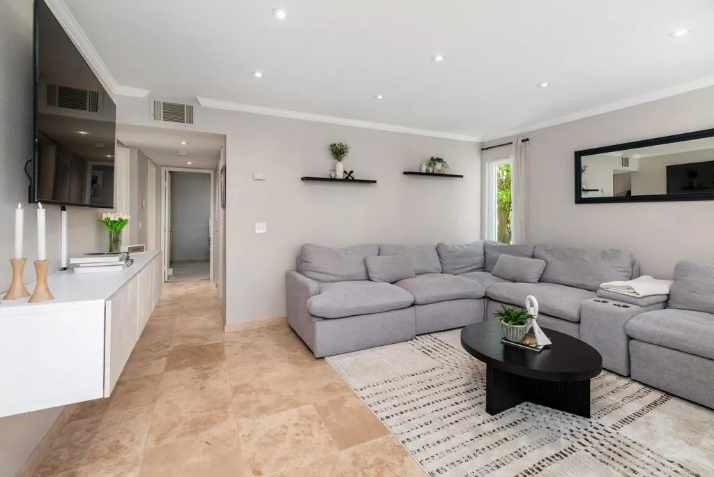 https://cdn.realtyfeed.com/cdn/127/306706990/c82be2671e9a479de99c7dc29f7e0a10.webp