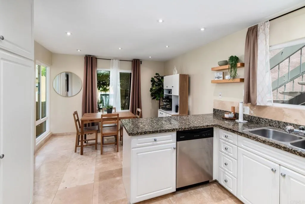 https://cdn.realtyfeed.com/cdn/127/306706990/c9d678190a678a7b92e4eb709d3bdf10.webp