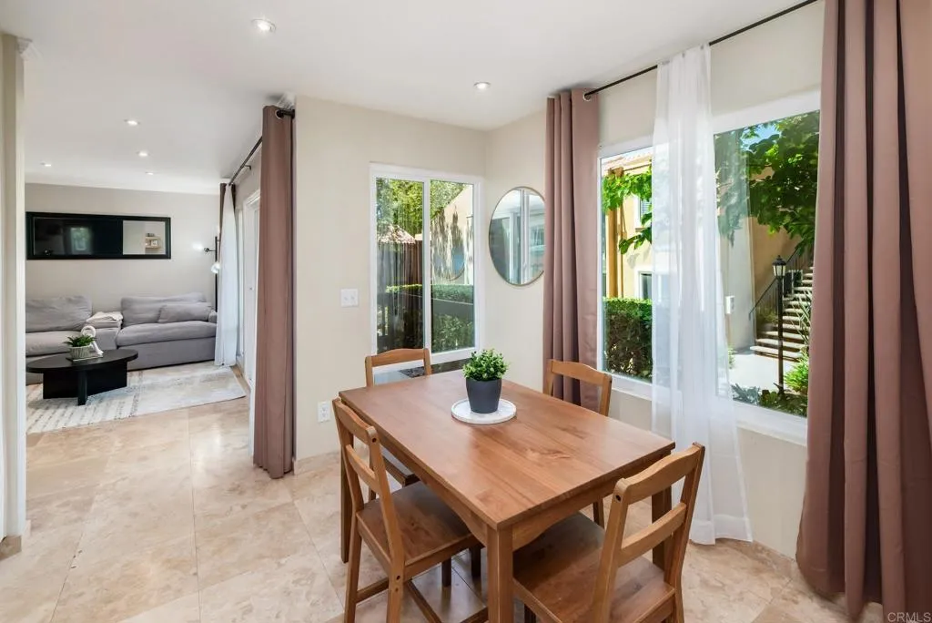 https://cdn.realtyfeed.com/cdn/127/306706990/e09de792f9c41fbad2121d5df5ea3834.webp