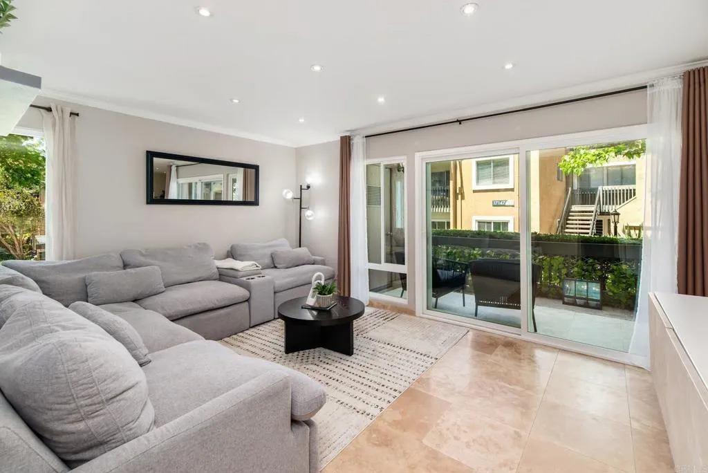 https://cdn.realtyfeed.com/cdn/127/306706990/e1406148fa9459b18eab5e5f4615c933.webp