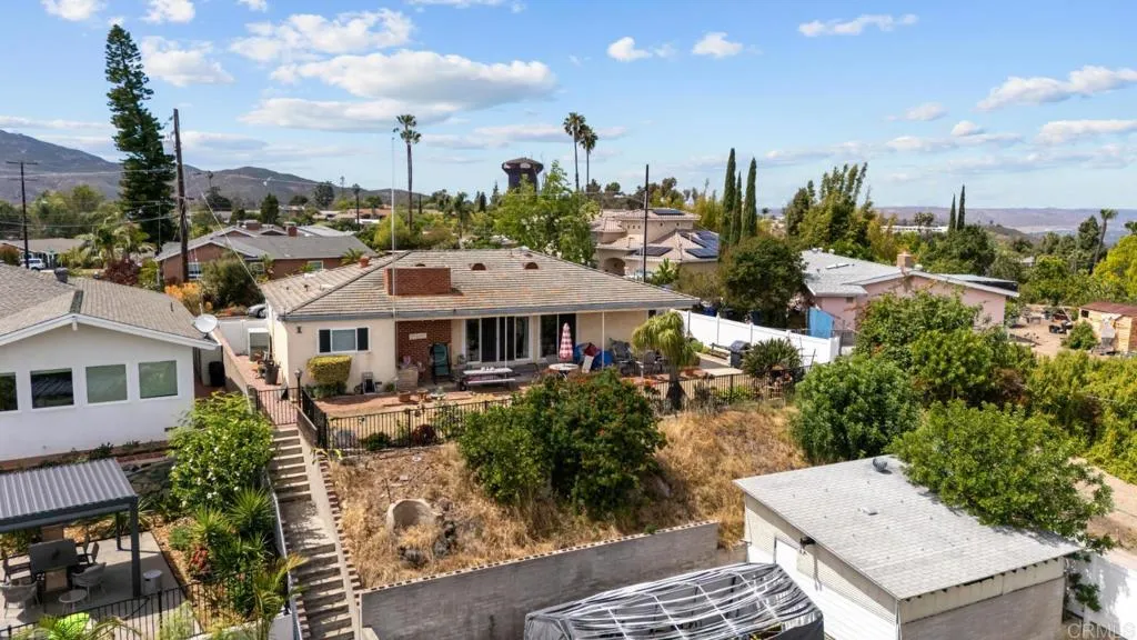 https://cdn.realtyfeed.com/cdn/127/306706999/53c257610ebaf9b2ff1dde610a5b3ac6.webp