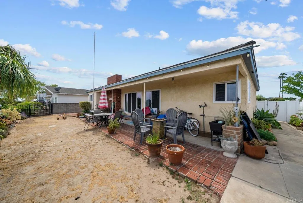 https://cdn.realtyfeed.com/cdn/127/306706999/6481f4ebafe5ab460fb16f21ac6e5a7d.webp
