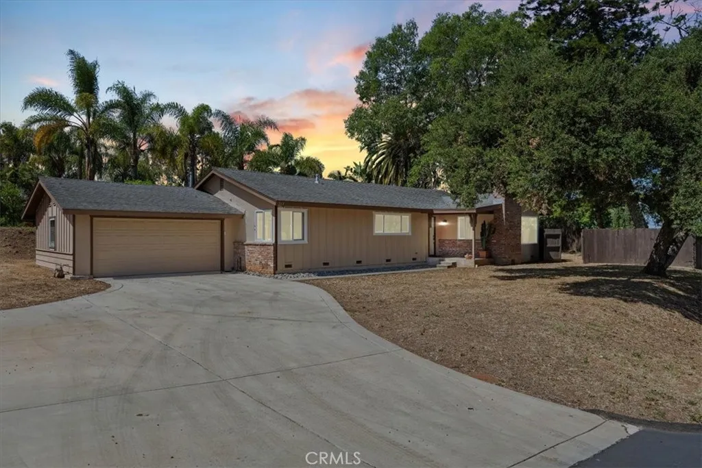 213 Beaumont, Vista, CA 92084 - Main photo, Vista, CA