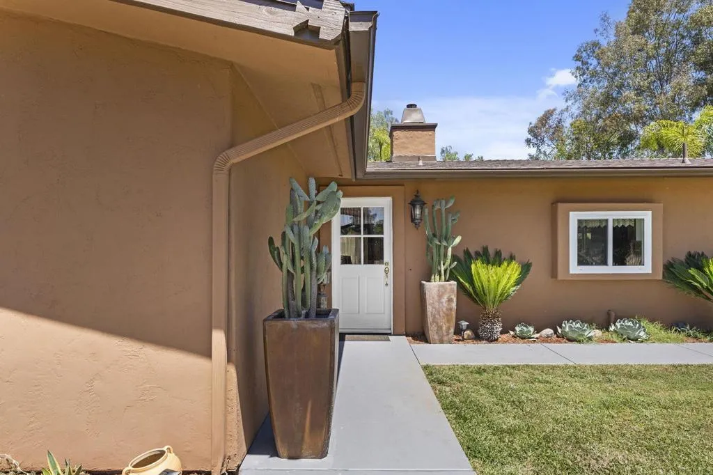 https://cdn.realtyfeed.com/cdn/127/306707092/1974263fd05e2488e671f3752d11dfad.webp