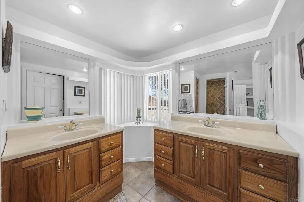 https://cdn.realtyfeed.com/cdn/127/306707092/2b7e41e78285359faffd8d74e60c5387.webp