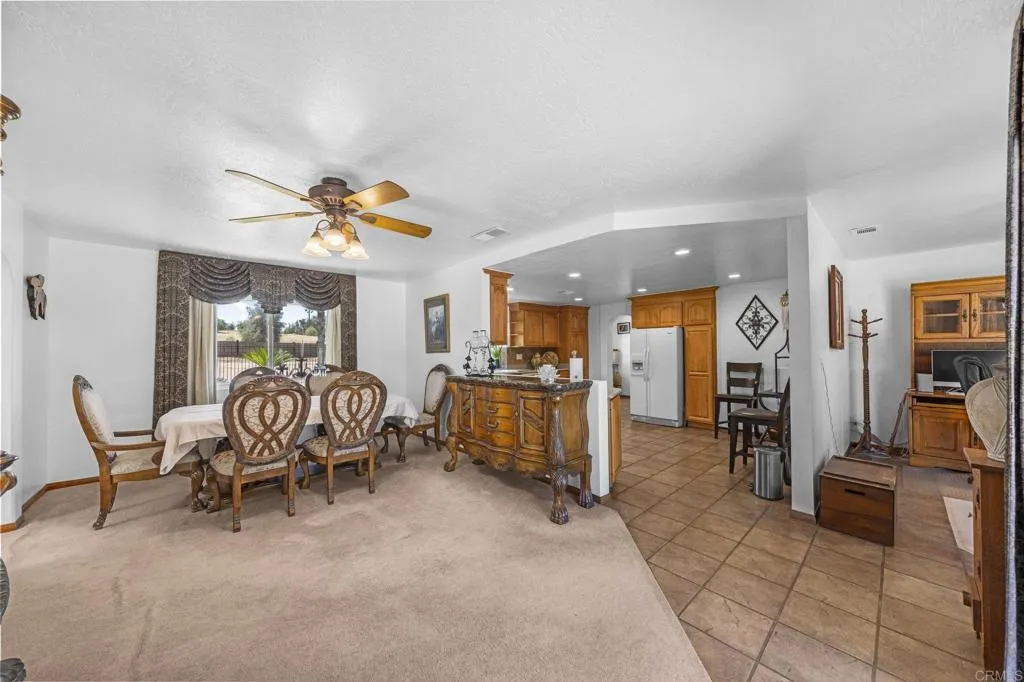 https://cdn.realtyfeed.com/cdn/127/306707092/49abc904bf471b1ba8f4970406e7e679.webp