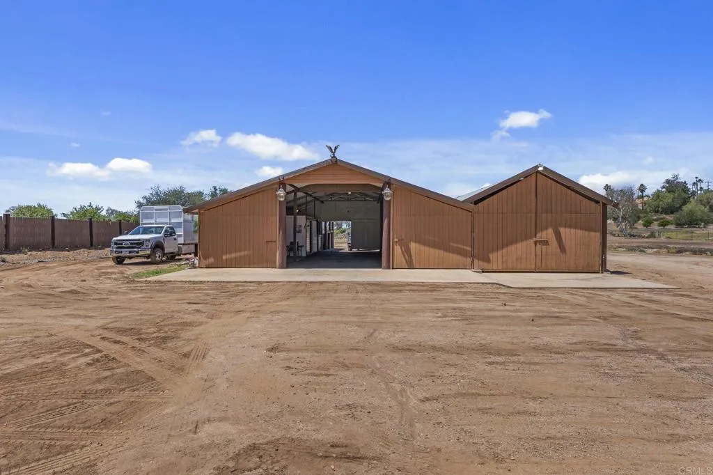 https://cdn.realtyfeed.com/cdn/127/306707092/4bf8aad44f878c45b51bd00d3873a801.webp