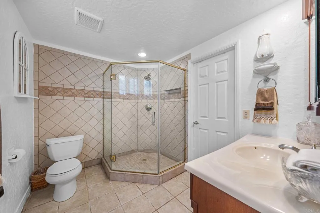 https://cdn.realtyfeed.com/cdn/127/306707092/a49a17e5033e2910f4fcee034cec7ea6.webp