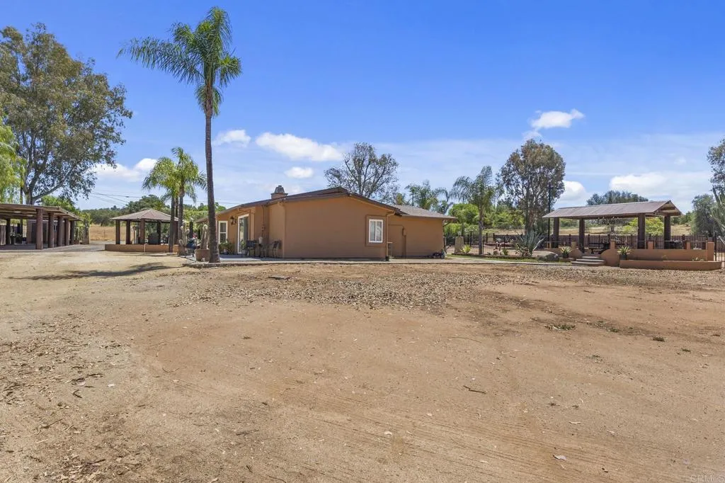 https://cdn.realtyfeed.com/cdn/127/306707092/f666315e1e38091bf95625795d98808e.webp