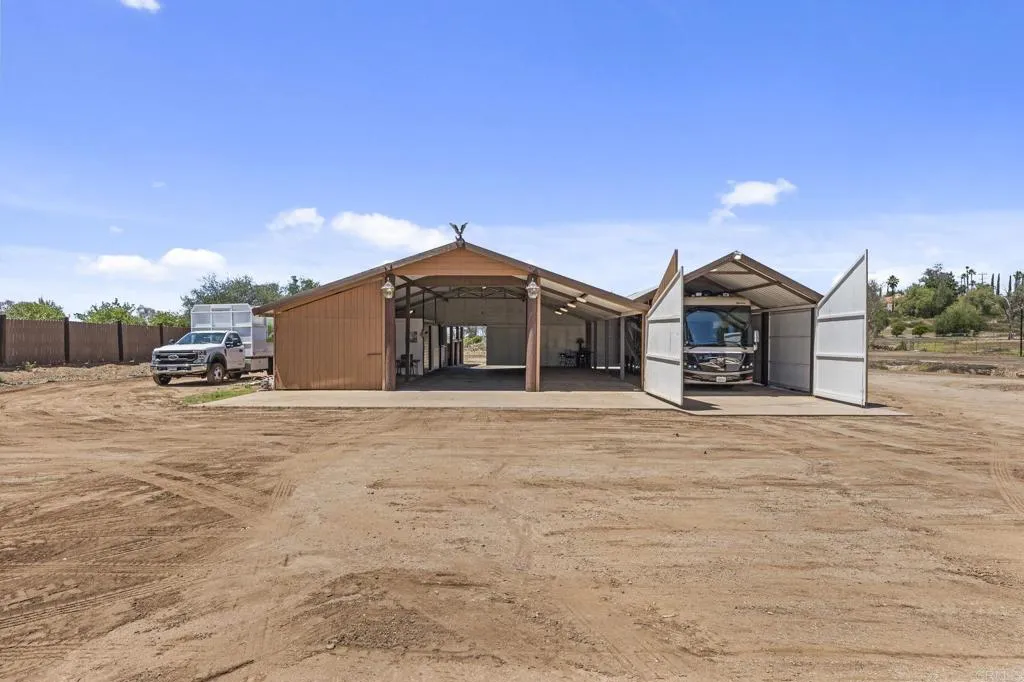 https://cdn.realtyfeed.com/cdn/127/306707092/f745f89622727938c6f29a5f38bafbaa.webp
