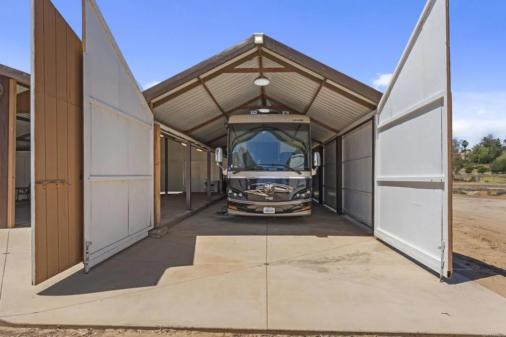 https://cdn.realtyfeed.com/cdn/127/306707092/ff52853754e9a5bdd01d501103532fac.webp
