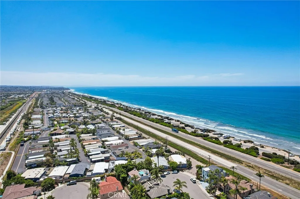 https://cdn.realtyfeed.com/cdn/127/306707184/43e7e06d4c9e6a35022781faaef5fc8b.webp