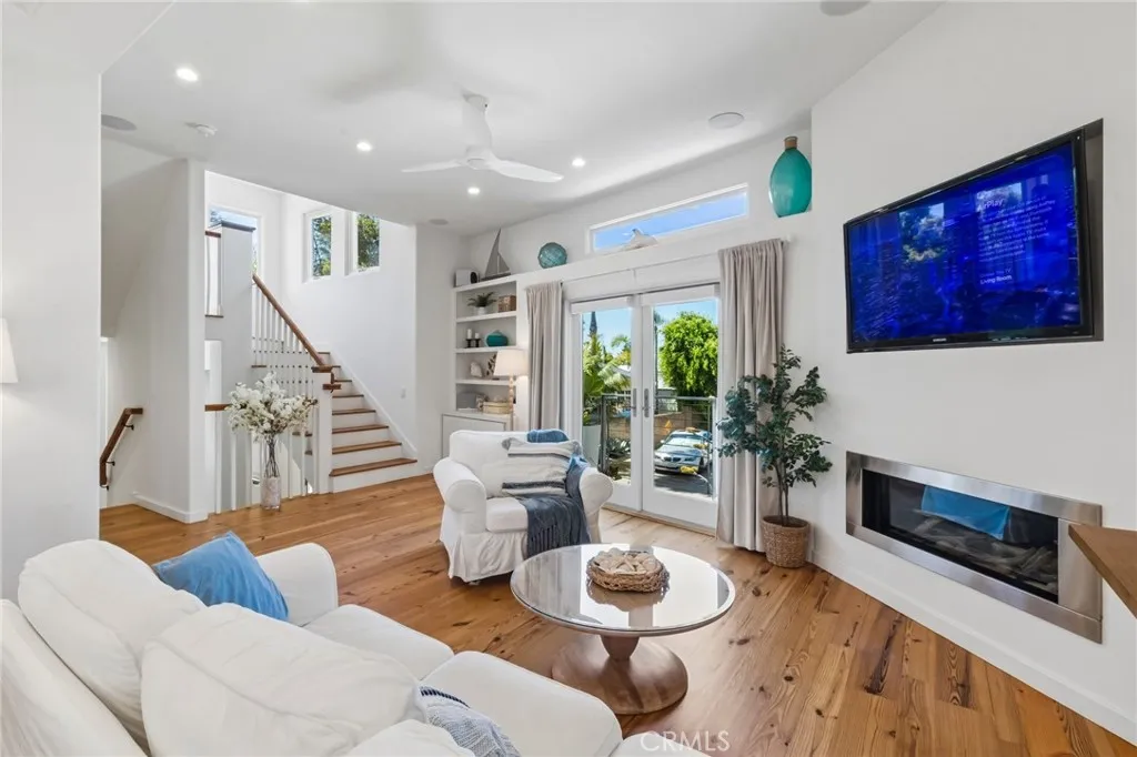 https://cdn.realtyfeed.com/cdn/127/306707184/5b275b9a15afe0f3e16a901df8a35735.webp