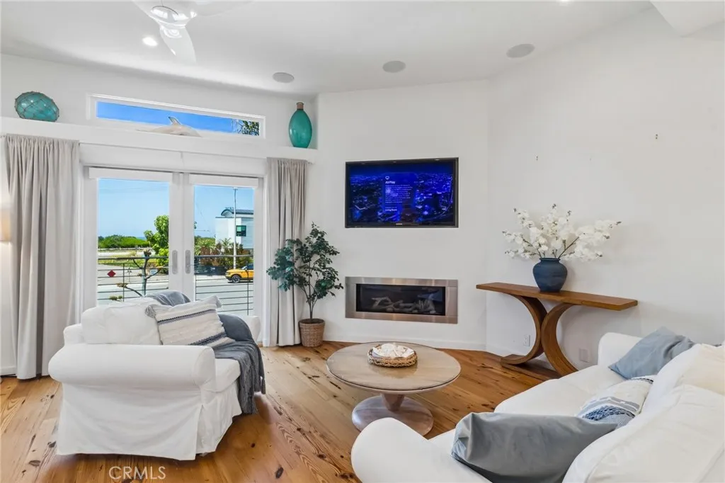 https://cdn.realtyfeed.com/cdn/127/306707184/c22e3729fed994d2e1fb83481a389cff.webp