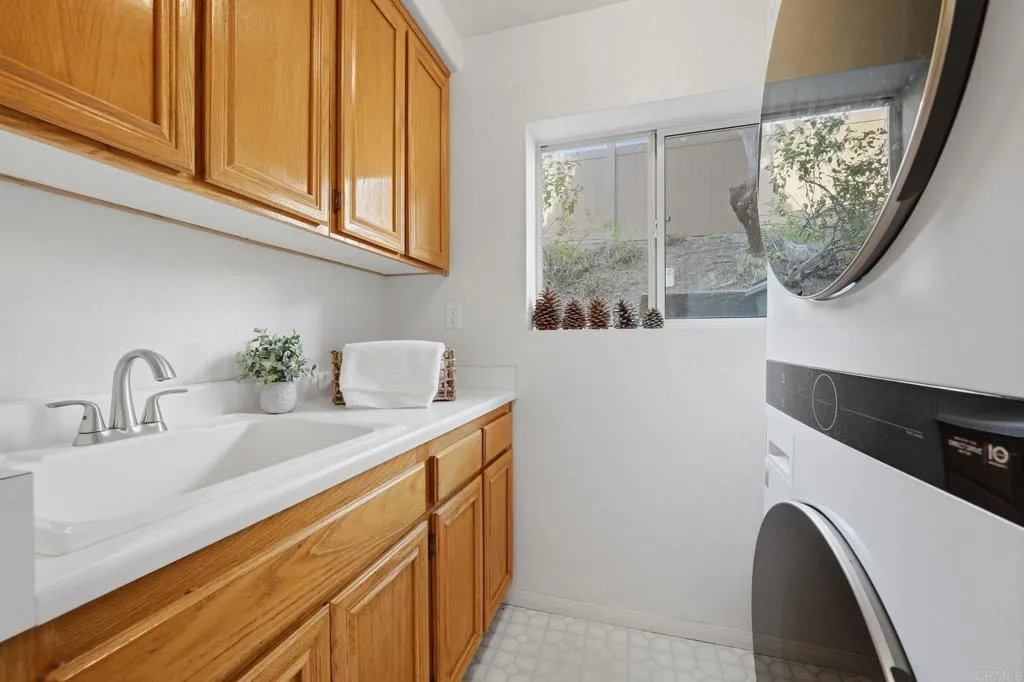 https://cdn.realtyfeed.com/cdn/127/306707206/1fb144782718fbd9a97f75e127ff13a3.webp