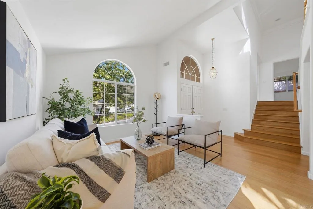 https://cdn.realtyfeed.com/cdn/127/306707206/33fb07494bc289ff19b613aa320ce1c2.webp