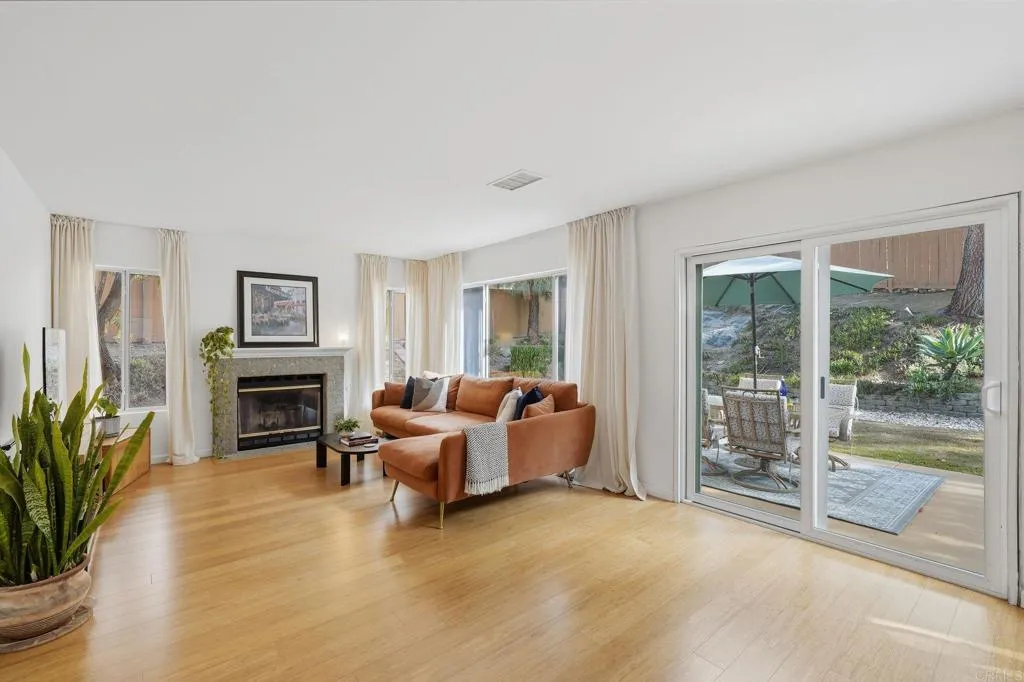 https://cdn.realtyfeed.com/cdn/127/306707206/4e794245df23eb7b3b2f0afe1d2e2fb6.webp