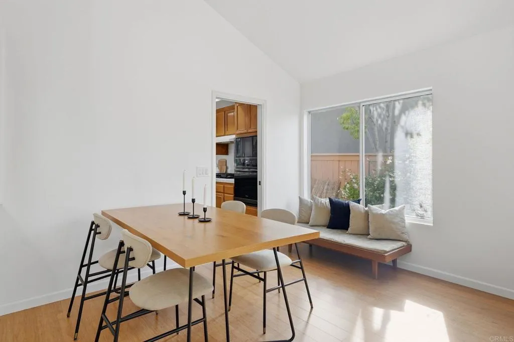https://cdn.realtyfeed.com/cdn/127/306707206/78f07a746965cfa882d1688bcf3cca51.webp