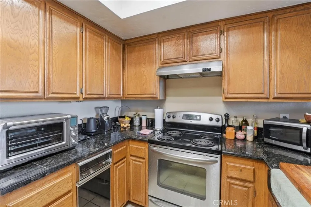 Photo #11: SR26094160 Listing: Photo #11