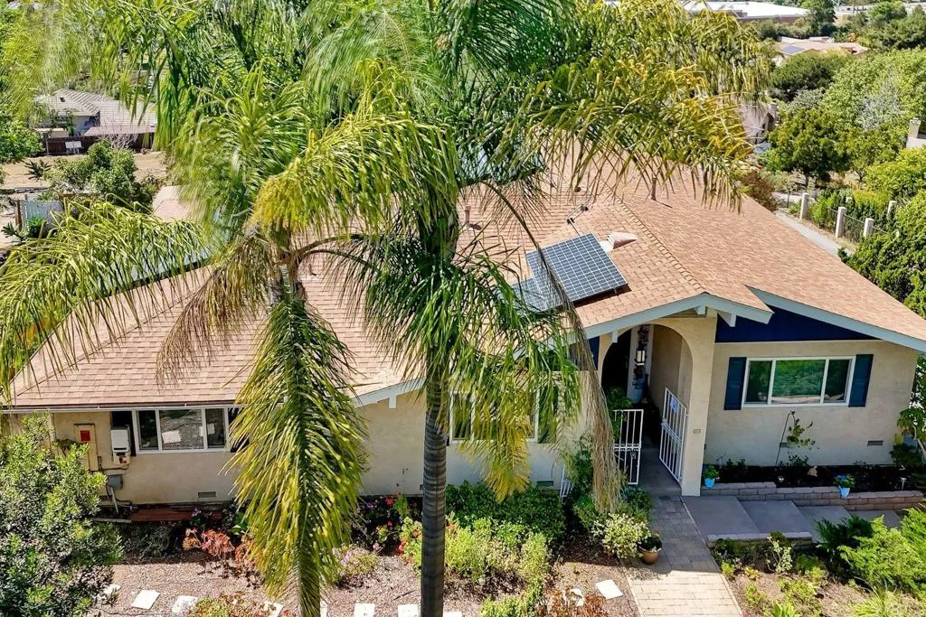https://cdn.realtyfeed.com/cdn/127/306707250/1c9f2bd7717240c15452340a27946d4d.webp