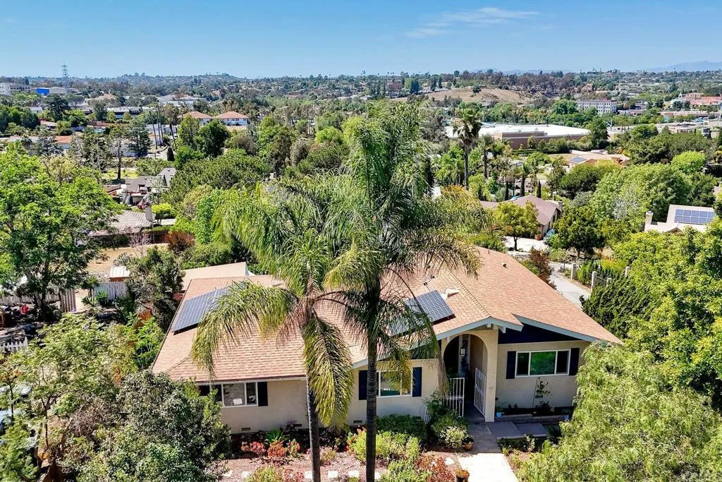 https://cdn.realtyfeed.com/cdn/127/306707250/7984bf93221186a4ccccc50b7ce6a95b.webp