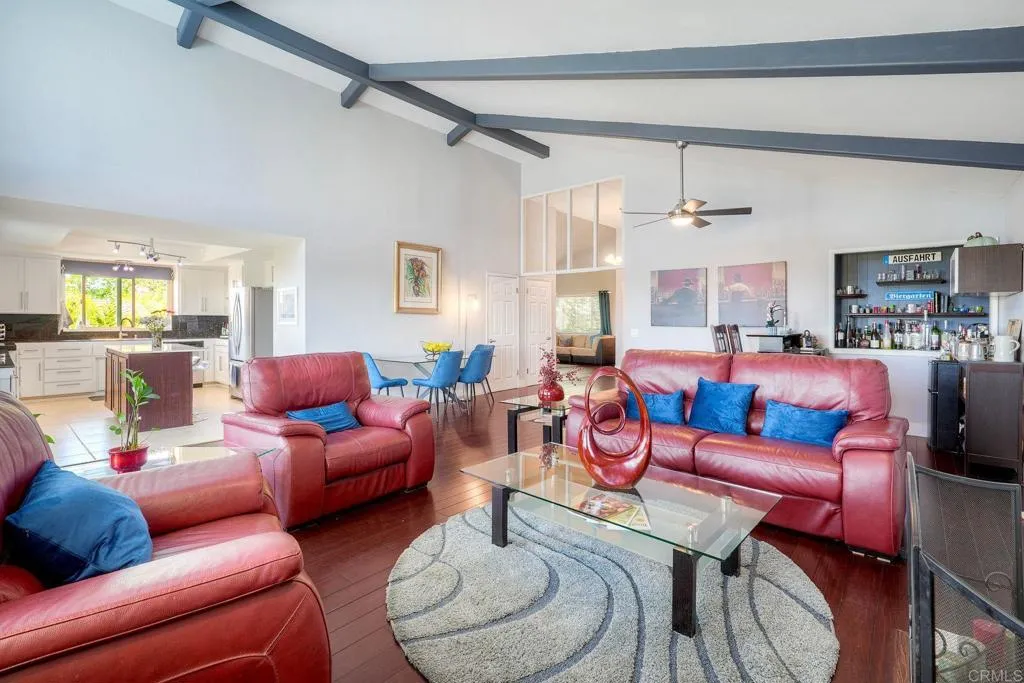 https://cdn.realtyfeed.com/cdn/127/306707250/b8f7a4fa90b1a5088d9ab27ec9f5b1f3.webp