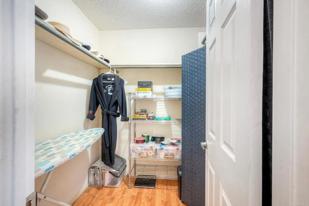 https://cdn.realtyfeed.com/cdn/127/306707250/bddcfcc0403e9650d32271570ca88a67.webp