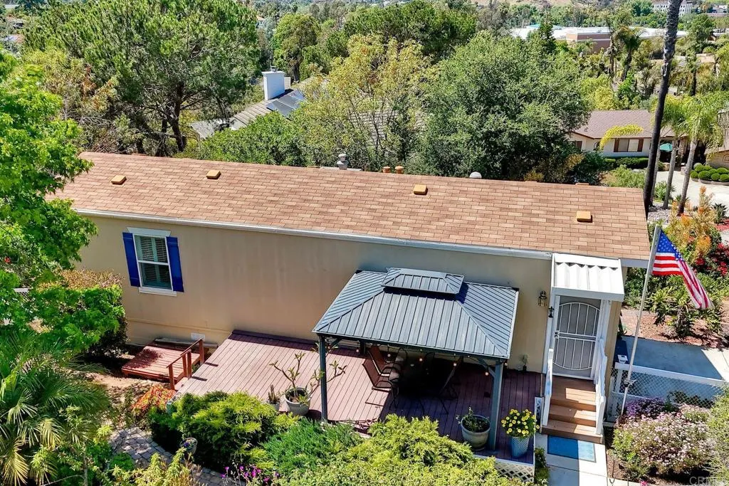 https://cdn.realtyfeed.com/cdn/127/306707250/df1de4c2ae99452fe2db42c0d892924b.webp