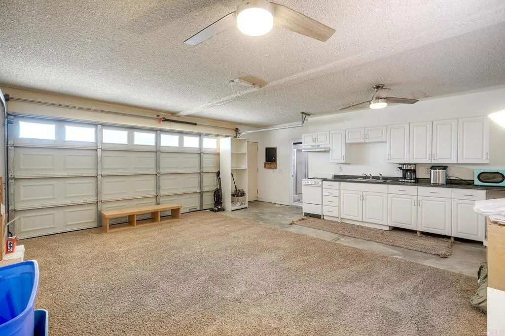 https://cdn.realtyfeed.com/cdn/127/306707250/e4054ea8a51ad866b7fde4e8a99cbe4d.webp