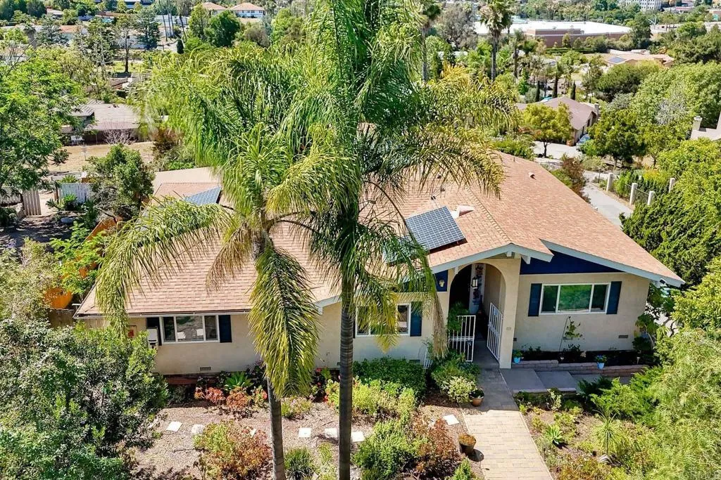 https://cdn.realtyfeed.com/cdn/127/306707250/f398946436743cdaf78e5ed015405974.webp