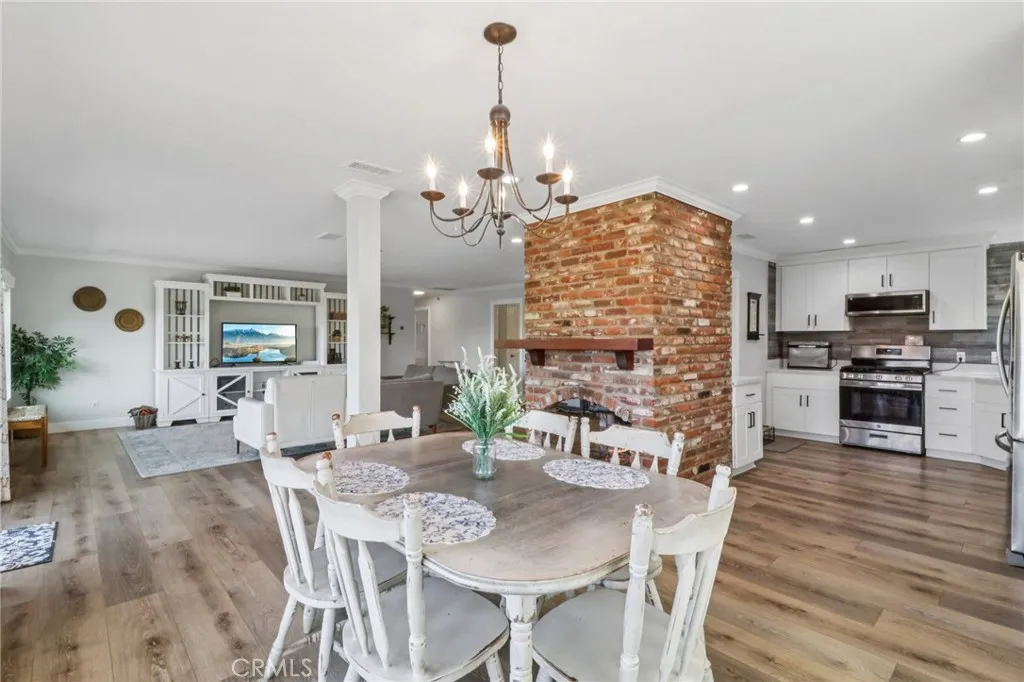 https://cdn.realtyfeed.com/cdn/127/306707263/02a425c3ea079778a3c3f95bd64d2902.webp