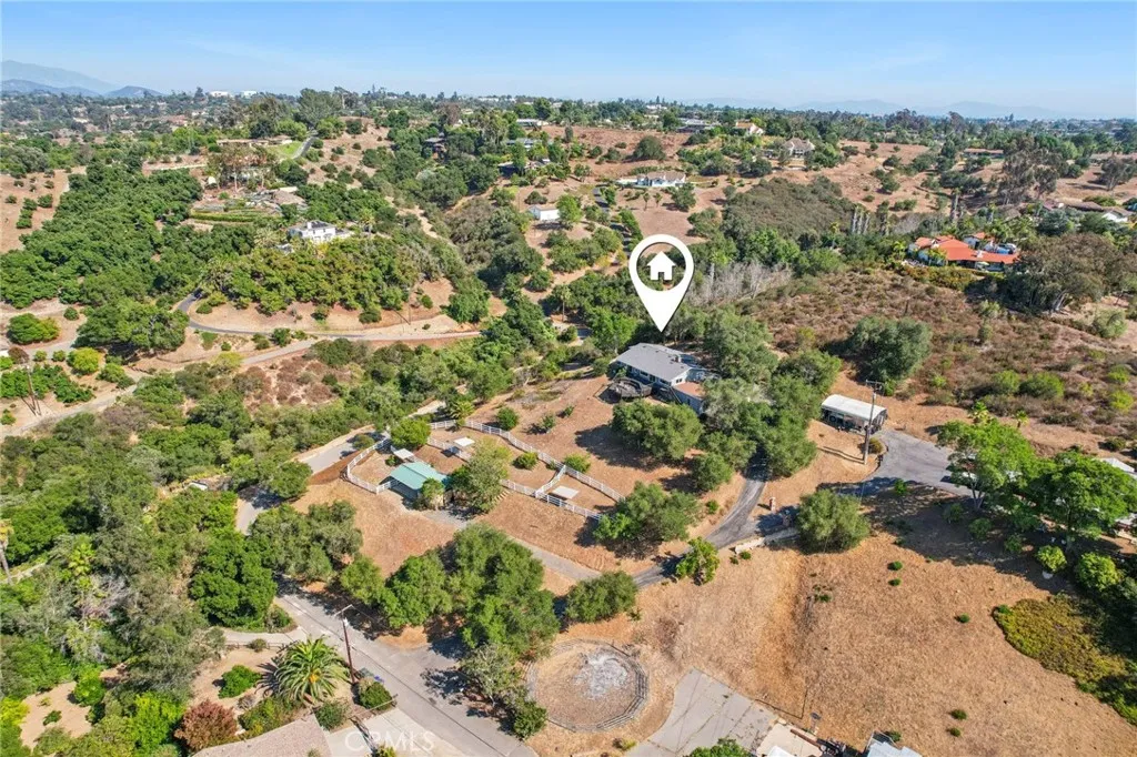 https://cdn.realtyfeed.com/cdn/127/306707263/255e1dac4bc723990cb662c88fd08846.webp