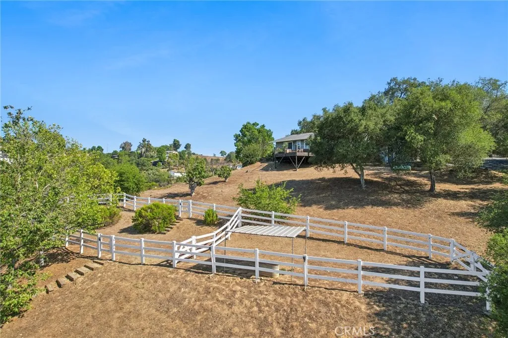 https://cdn.realtyfeed.com/cdn/127/306707263/65f7a38c197de373d1d3eb5a71f8459c.webp