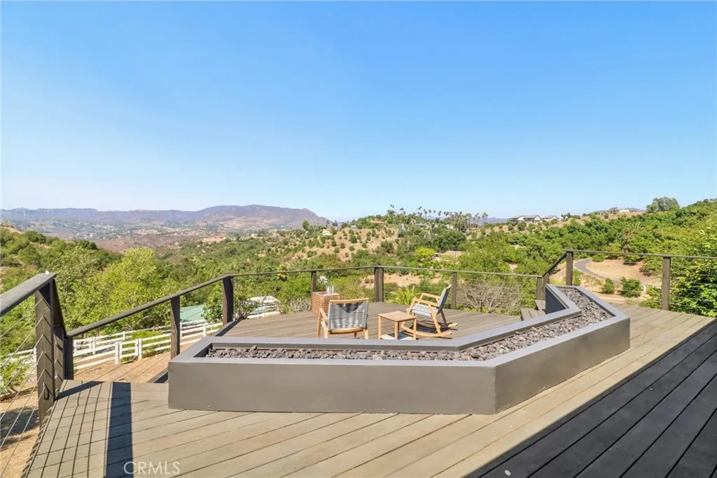 https://cdn.realtyfeed.com/cdn/127/306707263/8bdcf71b7a7c9ac052910b92d04eb1ad.webp