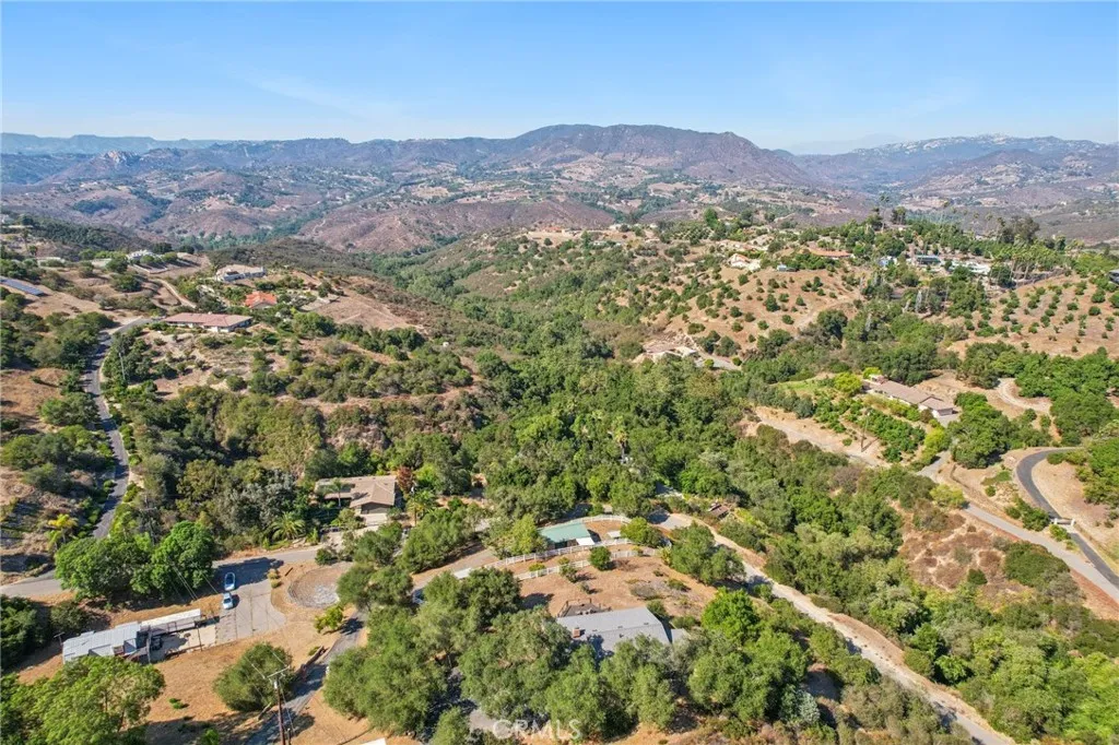 https://cdn.realtyfeed.com/cdn/127/306707263/d59b0b2281b64460b6baf4a0c8aa7b5f.webp
