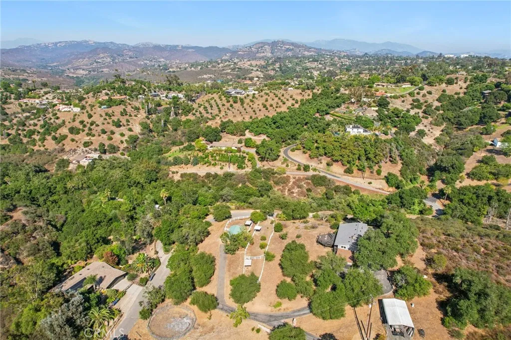 https://cdn.realtyfeed.com/cdn/127/306707263/d766fcf731f922626f1e74612476a63b.webp