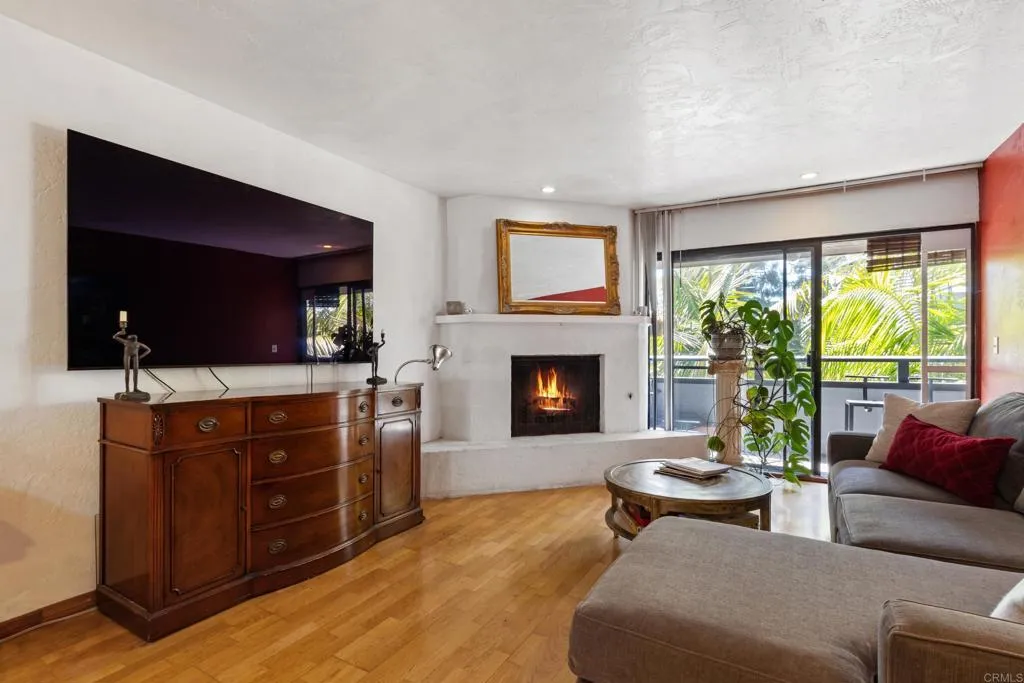 https://cdn.realtyfeed.com/cdn/127/306707270/b846bd5d2e76aea9ab558aab2d57e0e4.webp