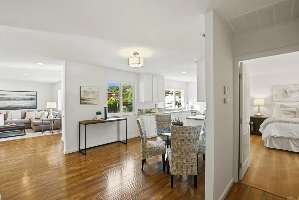 https://cdn.realtyfeed.com/cdn/127/306707288/0dc3dcfe3652efdb85ce0bdb4fe614f5.webp