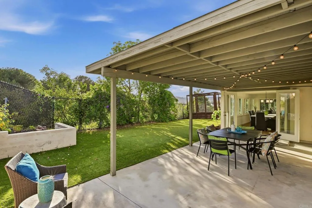 https://cdn.realtyfeed.com/cdn/127/306707288/de7dd4c7ce7e1cde8d8d69f074fae5ca.webp
