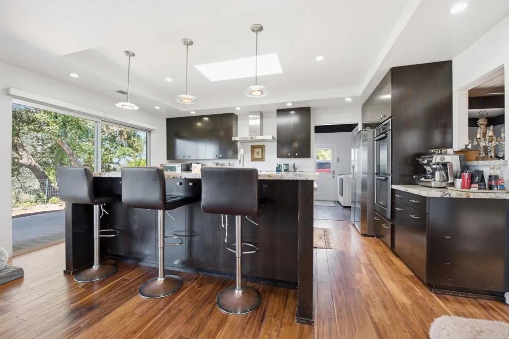 https://cdn.realtyfeed.com/cdn/127/306707305/6bbe029f0cc2a6b03eba49c16392a8dd.webp