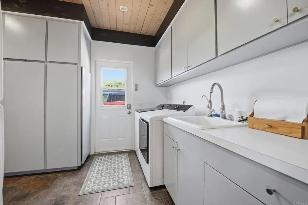 https://cdn.realtyfeed.com/cdn/127/306707305/9c312cd26656b7ae65f9f3ed5d11f46e.webp