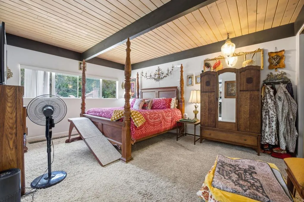 https://cdn.realtyfeed.com/cdn/127/306707305/9e45bb4a3397d7ec186af97c56fc0018.webp