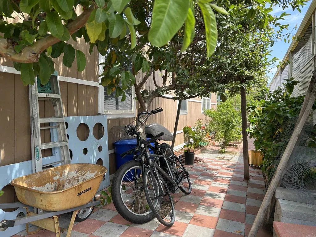 https://cdn.realtyfeed.com/cdn/127/306707360/2feebac0856b7cbf1fdd47a4764f2285.webp