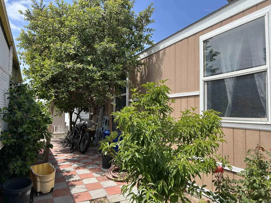 https://cdn.realtyfeed.com/cdn/127/306707360/b73459c7607e853666c45a7ecabef7cd.webp