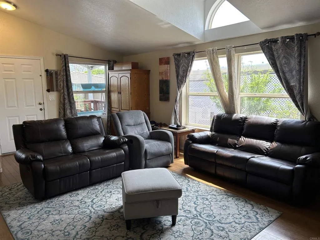 https://cdn.realtyfeed.com/cdn/127/306707360/c5826b51ed04f212738fc1ea95256740.webp