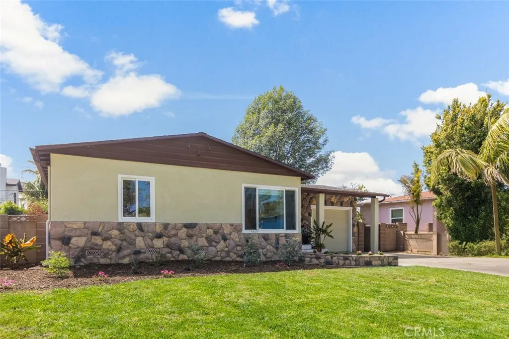 Santa Ana, CA 92707