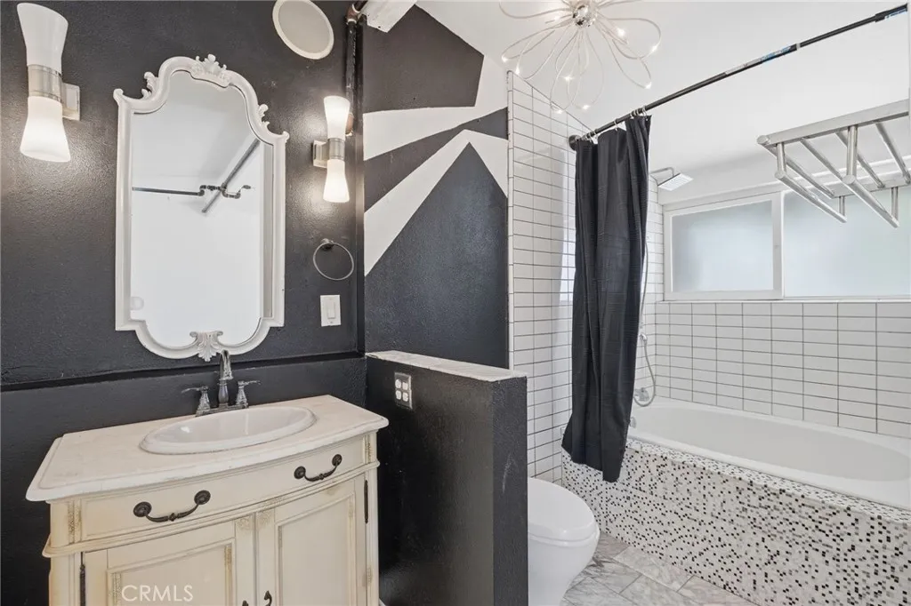https://cdn.realtyfeed.com/cdn/127/306707375/46d1a764902522311a572545f304a588.webp