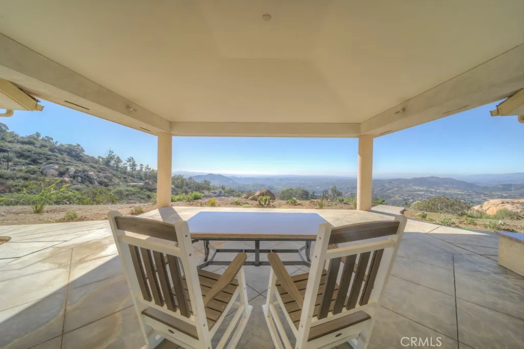 https://cdn.realtyfeed.com/cdn/127/306707396/310bf0099eb618c50f9625071564ca25.webp