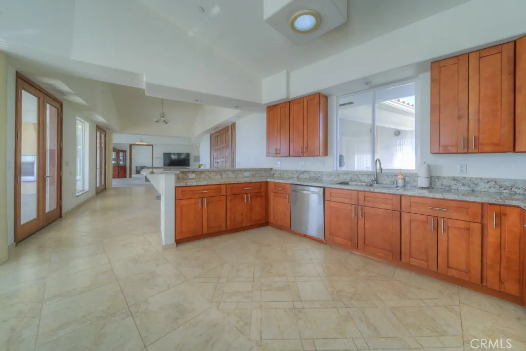 https://cdn.realtyfeed.com/cdn/127/306707396/3c5a2c7ab6790dd885ba514bf0f40b38.webp